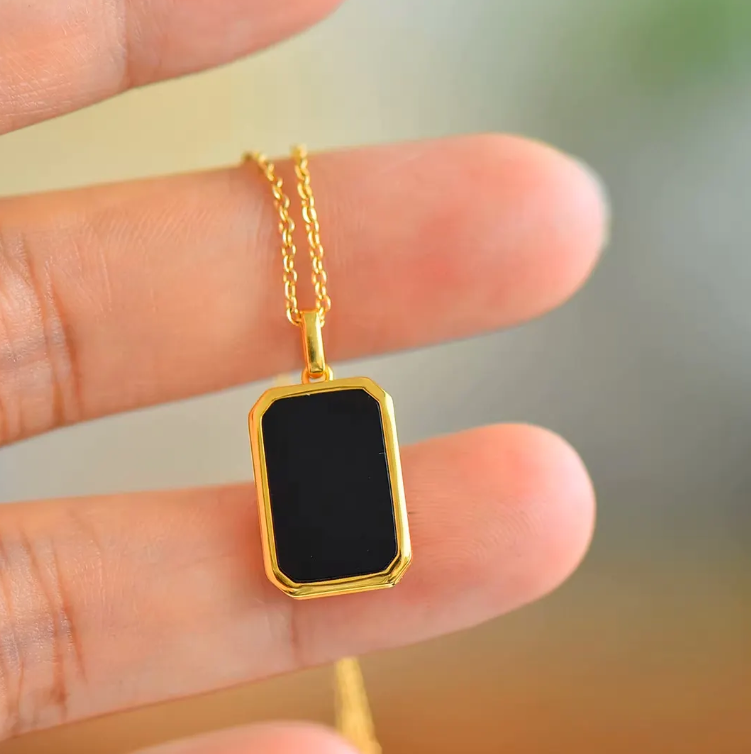 18k Gold Pendant - 5d Real Hard Gold Rectangular Natural Black Agate 1 Gram Stone Setting Pendant B1-GNC-03
