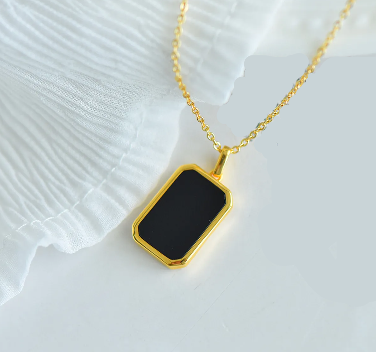 18k Gold Pendant - 5d Real Hard Gold Rectangular Natural Black Agate 1 Gram Stone Setting Pendant B1-GNC-03