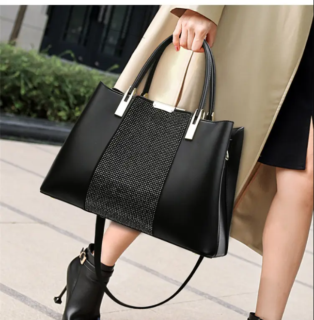 Classy and Elegant Shoulder Handbag BAG-43