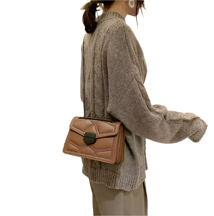 Luxury Tufted Designer Chain Shoulder BAG-32