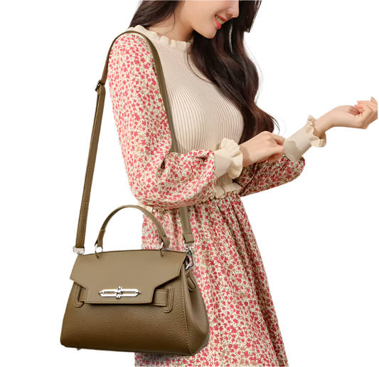 Sophisticated & Trendy Flap Handbag BAG-33