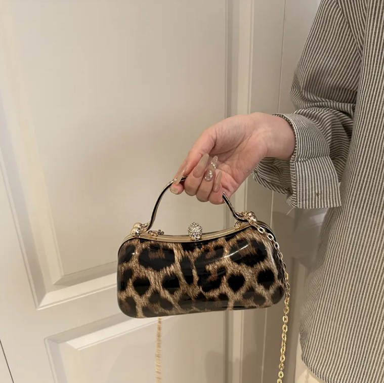 Elegant Leopard Print Clutch Designer Purse Evening Purse - BAG-06