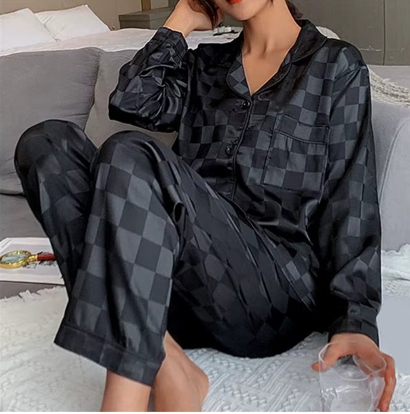 Women’s Luxury Soft Ice Silk Long Sleeve PAJAMAS – PJS-13