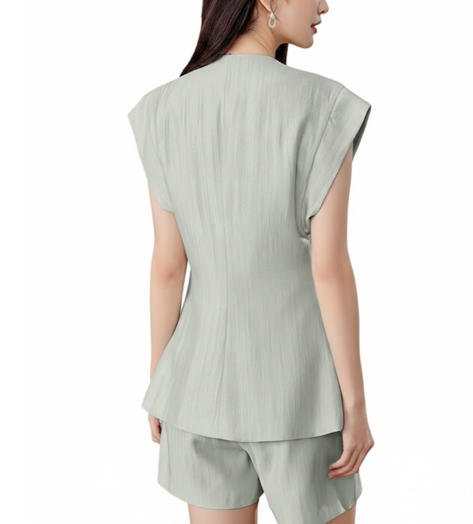 Trendy & Elegant Two-Piece Cap-Sleeve Shorts Suit - B15-SUIT-04