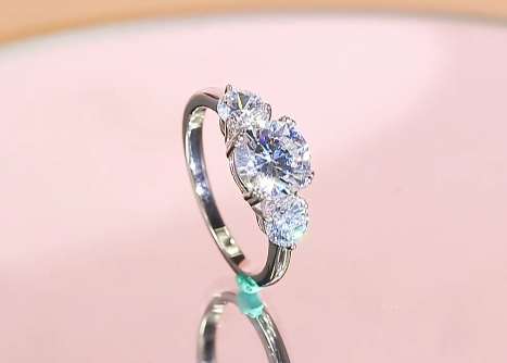 S925 Sterling Silver Brilliant Cut 3 Stud RING RG -29
