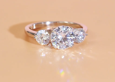 S925 Sterling Silver Brilliant Cut 3 Stud RING RG -29